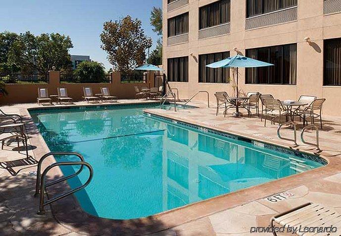 Hotel Courtyard By Marriott Cypress Anaheim / Orange County Servizi foto